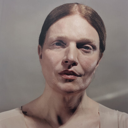 Adam Broomberg, Glitter in My Wounds #7. Courtesy of signs and symbols