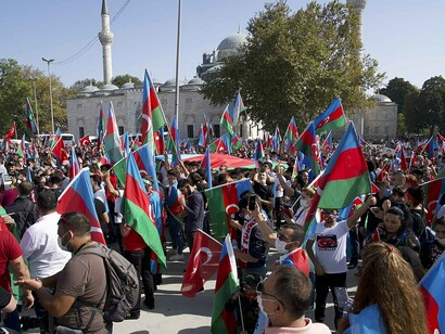 Azerbaijanis and Turks organize a demonstration of support for Azerbaijan in Nagorno-Karabakh conflicts, Beyazıt Square, Istanbul, Turkey