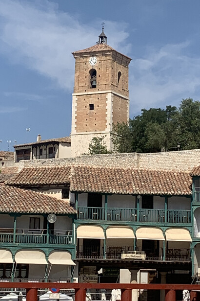 La Plaza Mayor y la torre del Campanario, Chichón, Madrid, España