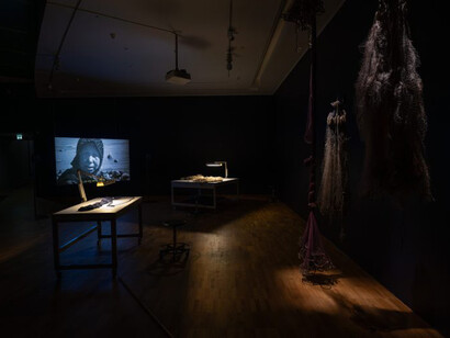 They began to talk, exhibition view. Courtesy of Kumu Art Museum