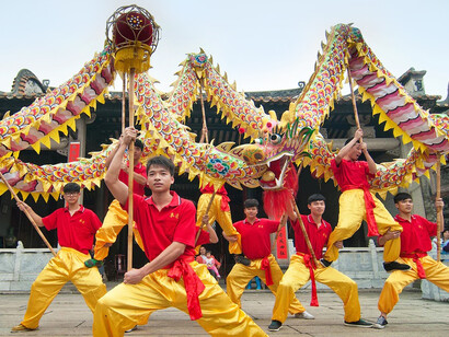 El desarrollo humano integral requiere correlacionar de manera simultánea variables económico-sociales, ético-culturales y jurídico-políticas