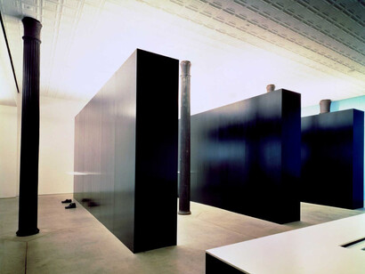 Helmut Lang, Séance de travail 1986–2005, ausstellungsansicht. Mit freundlicher genehmigung des MAK