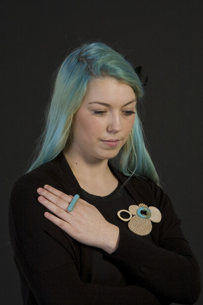 Jewellery: Wearable Glass. Courtesy of National Glass Centre