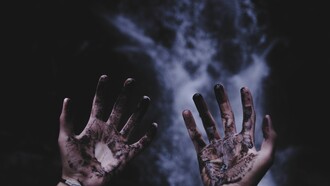 En el pozo más oscuro de la conciencia, está tu remordimiento