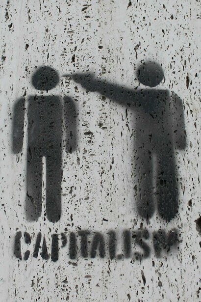 Grafitti anticapitalista realizado en la vía pública