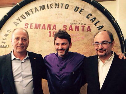 El actor Fernando Tejero ha sido el encargado de romper la hora en Calanda en 2015