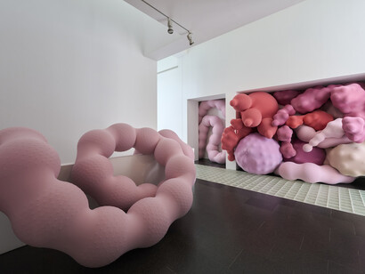 Varios artistas, Colección MACBA. Preludio. Intención poética, vista de exhibición. Cortesía del Museu d’Art Contemporani de Barcelona