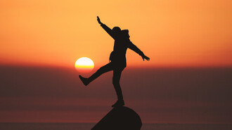 La auto-superación requiere fuerza y perseverancia, es decir, motivación