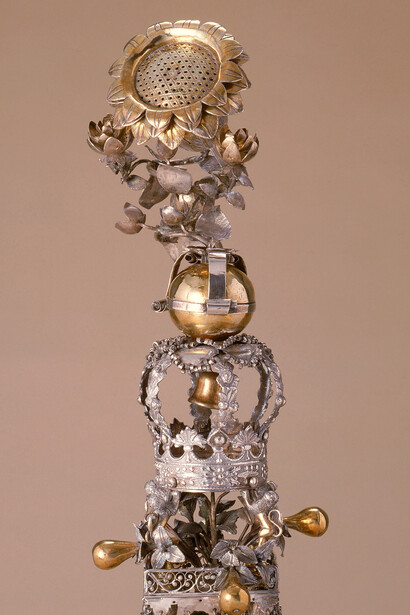 Spice container, Ukraine, possibly Berdychiv,  1810–20. Courtesy of the Cleveland Museum of Art