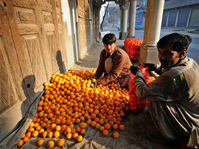 Orange market