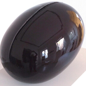 Lucio Fontana, Concetto spaziale, 1966, 35,5 x 50 x 31 cm, Ceramica, Arch. Fontana 2881/44, courtesy Studio la Città e Galleria Tonelli, foto Michele Alberto Sereni