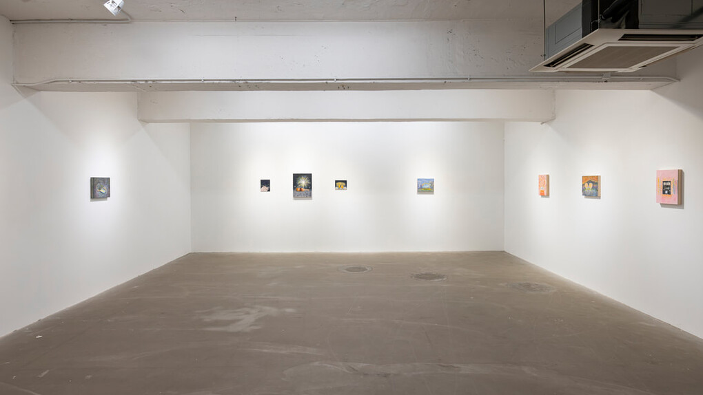 Dallas Lee, Tracing the subtle path of light, exhibition view. Courtesy of Gallery Exit 