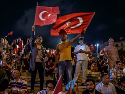 Partidarios de Erdogan se manifiestan en una ciudad turca