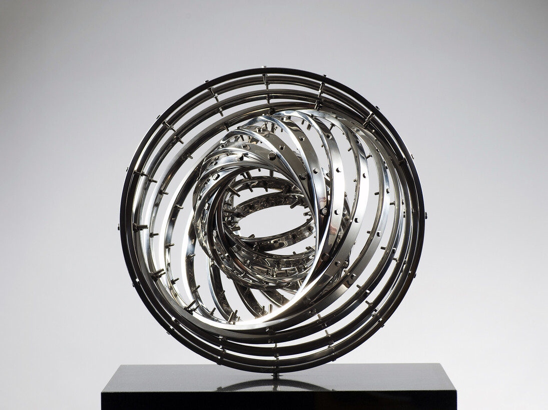 Sungfeel Yun, Energy 10, 2014, Stainless steel, Bolts, Nuts, 5 x 45 x 20 cm