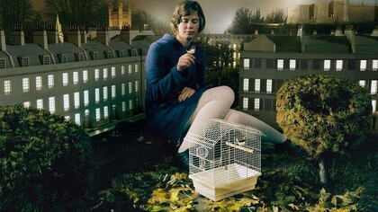 Julia Fullerton-Batten, Bird cage, 2005