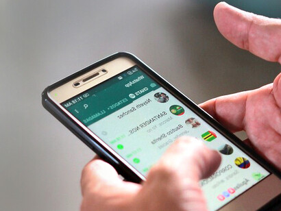La presencia en la aplicación de mensajes relacionados con el trabajo es habitual, pese a que en sus propios términos y condiciones se prohíbe cualquier uso no personal de WhatsApp