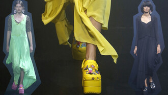 Defilè di Crocs Balenciaga