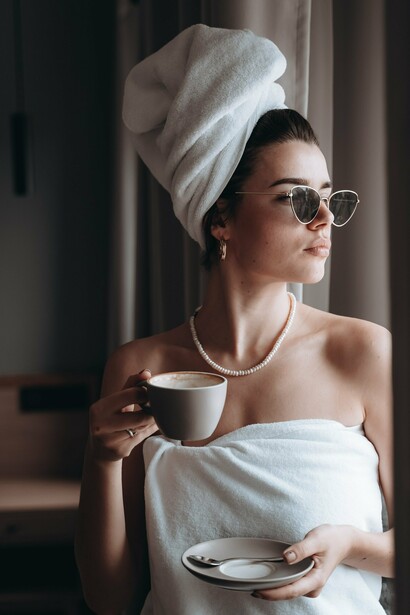 Solo travel fosters a unique connection with yourself, creating spaces for appreciation and deep personal reflection, even within the comfort of your hotel room