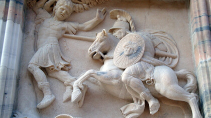 Formella di Assalonne, angolo sinistro della facciata del Duomo di Milano