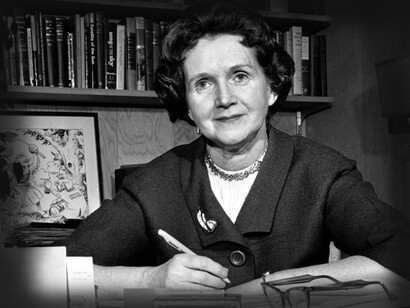 Rachel Carson è stata una scienziata appassionata, una divulgatrice scientifica precisa e rigorosa e una scrittrice elegante e colta