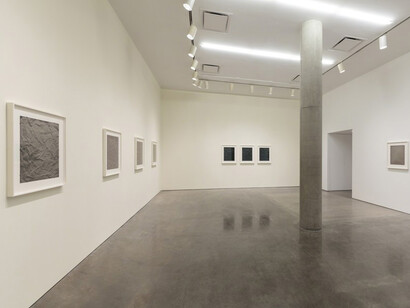 As above, so below, Exhibition view. Courtesy of Yossi Milo Gallery