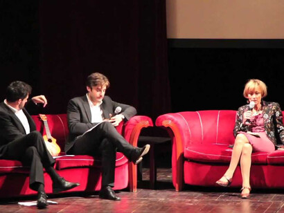 Roberta De Monticelli durante la presentazione di un suo libro