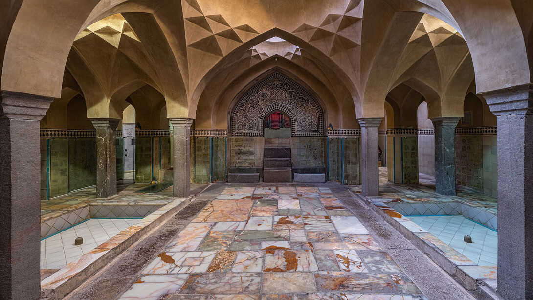 A highly decorated and luxurious Middle Eastern bath