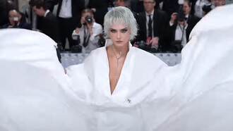 Cara Delevingne en la Met Gala (2023)