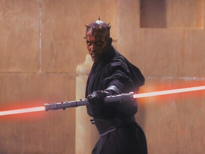 Star Wars. Darth Maul con su arma láser
