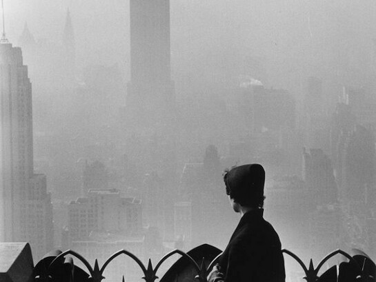Elliott Erwitt, Detail of New York City, 1955 ©Elliott Erwitt/Courtesy of Edwynn Houk Gallery