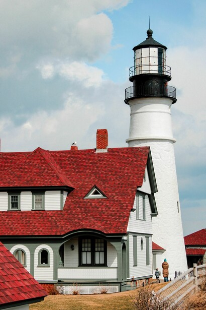 Standing along rugged coastlines, rocky shores, and busy harbors, these towering beacons have protected generations of sailors while symbolizing hope, perseverance, and freedom