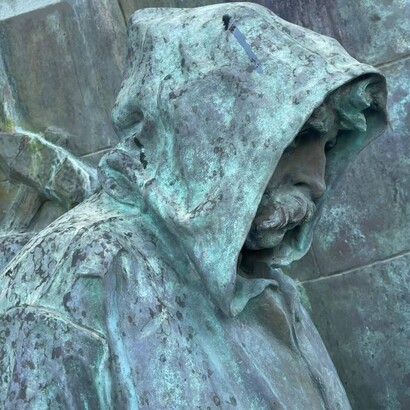 Roma, Vincenzo Vela, Le Vittime del Lavoro, particolare del Lavoratore incappucciato, prima del restauro, ph Roberto Luciani