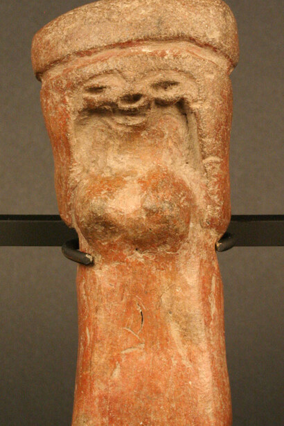 Figurilla antropomorfa femenina
Materiales: Cerámica
Formativo Temprano 2300- 2200 a.C.