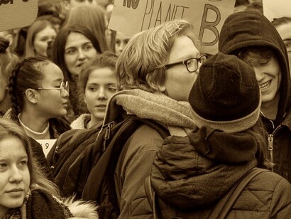La sociedad en marcha