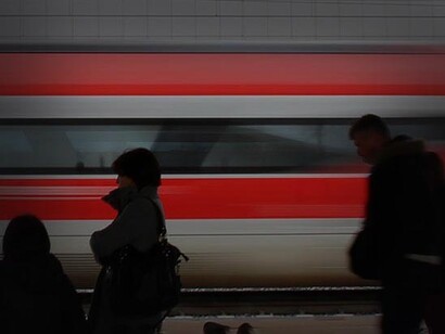 In attesa del treno