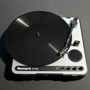 Imagen Pública, Exhibition view. Courtesy of Arredondo \ Arozarena