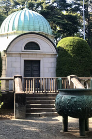 Mausoleum of the Iwasaki Family © Alma Reyes