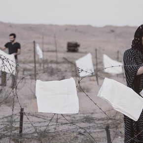 Untitled #2 (Sans titre no 2), de la série Today’s Life and War (La vie et la guerre aujourd’hui), 2008, Gohar Dashti (née en Iran en 1980), Épreuve pigmentaire, Achat du Musée grâce aux fonds donnés par la Weintz Family Harbor Lights Foundation. Museum of Fine Arts, Boston. Image reproduite avec la permission de l’artiste. Avec l’aimable autorisation du Museum of Fine Arts, Boston
 