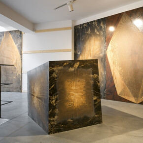 Michael DeLucia, La Pomme de Terre du Ciel, exhibition view, Courtesy Michael DeLucia & Galerie Nathalie Obadia Paris / Brussels © We Document Art