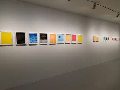 Artistes variés, we refuse_d, vue de l'exposition. Avec l'aimable autorisation de M HKA