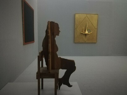 Grande quadro d'oro di Lucio del Pezzo, Santa Tecla di Mario Schifano, Ritratto di Lia Rumma di Mario Ceroli