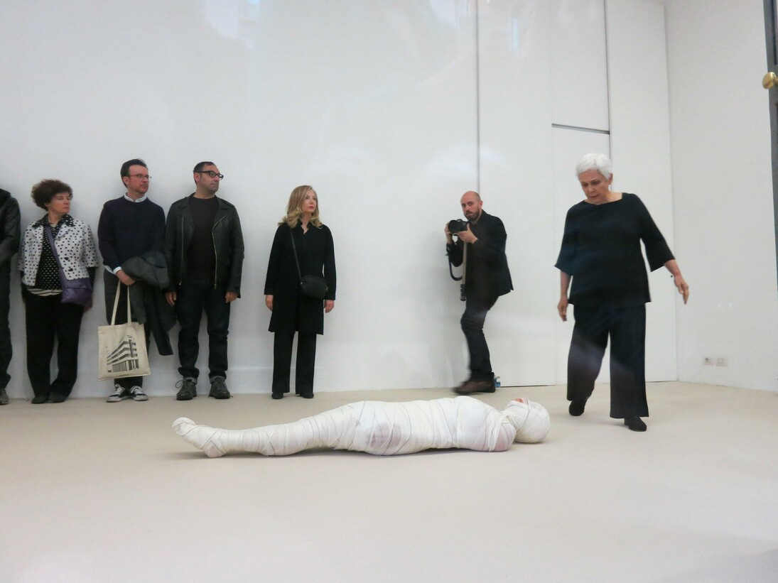 Anna Maria Maiolino, In Atto