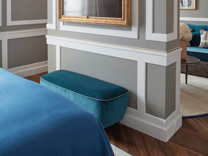 Les Lumières, Junior Suite named after the French playwright Pierre-Augustin Caron de Beaumarchais