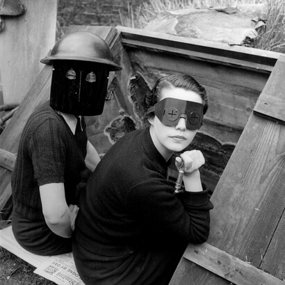 Lee Miller
Fire Masks, 21 Downshire Hill, London, England
1941
(3840-8)
© Lee Miller Archives England 2022. All Rights Reserved