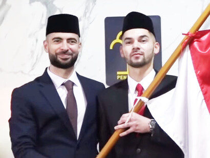 Jordi Amat and Sandy Walsh when they officially became Indonesian citizens through a naturalization process