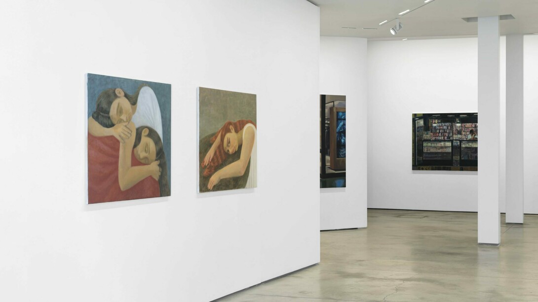 Various artists, Echoes of beauty, exhibition view. Courtesy of Yusto/Giner