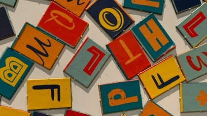 Font. L'evoluzione dei caratteri tipografici dalla stampa a caratteri mobili di Gutenberg al sistema moderno DTP utilizzato oggi sui PC