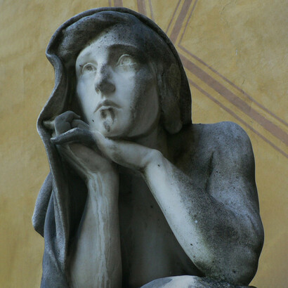 Rebeca Matte Bello, Una Vida