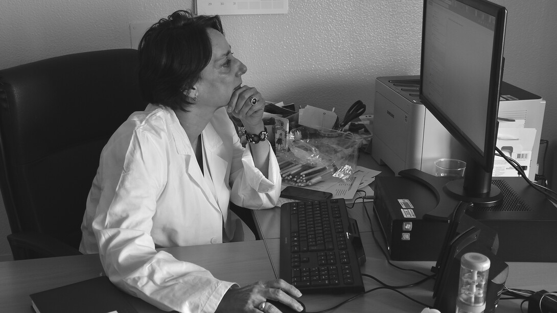 Nadia Muscialini ha iniziato a lavorare nel servizio sanitario nazionale nei primi anni Novanta, in un periodo di grande trasformazione per la psicologia