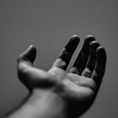 Ti vedi entrare in un tunnel, senza la possibilità di vedere una luce che possa guidarti nell'inferno